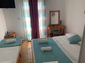 1 chambre, bureau, Wi-Fi gratuit, draps fournis