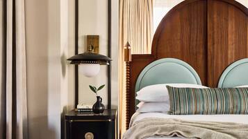 Junior Suite (Redbud)