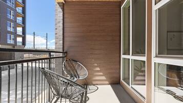 Appartement Confort, non-fumeur (Self Check-in with Virtual Front Desk) | Balcon