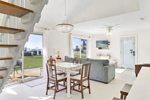 Interior - Sea Cabins 2B - Newly Renovated, Heated Community Pool, Deeded Beach Access! (Miramar Beach)
