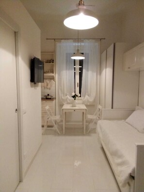 1 slaapkamer, een bureau, gratis wifi, beddengoed