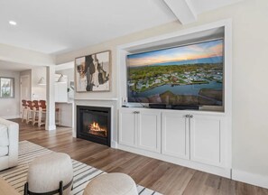 Smart-tv och eldstad