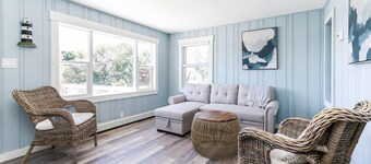 Escape to Onset - Updated cottage close to beaches and boating