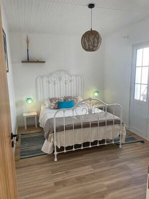 1 Schlafzimmer, schallisolierte Zimmer, Bügeleisen/Bügelbrett