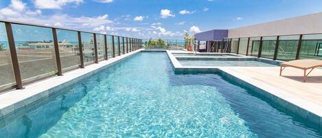 Apartment | Pool | Outdoor pool