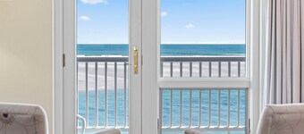 The Sparhawk Oceanfront Resort