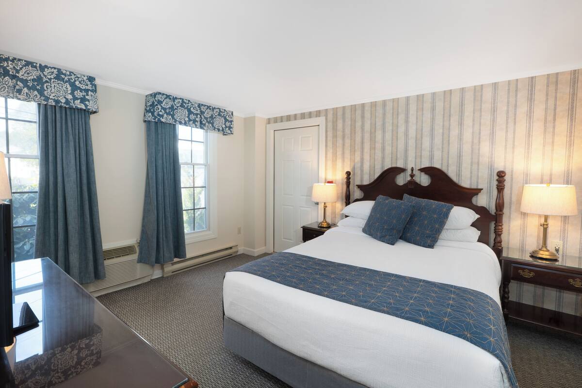 Jacobs House 1st Floor Queen Suite | WiFi (free), bed sheets