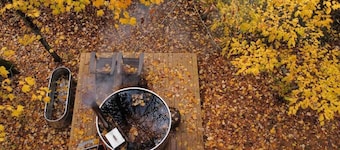Scandi-Luxe Cabin on the river with HotTub