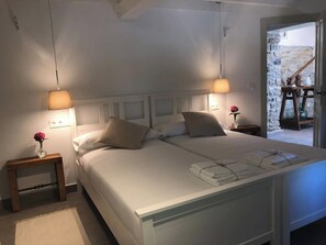 2 Schlafzimmer, Reisekinderbett, WLAN, Bettwäsche