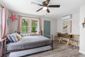 1 bedroom, in-room safe, iron/ironing board, free WiFi