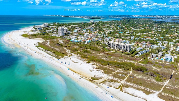 Unclassified image, 1 of 152, button - Just Beachy by Beachside Management (Siesta Key)