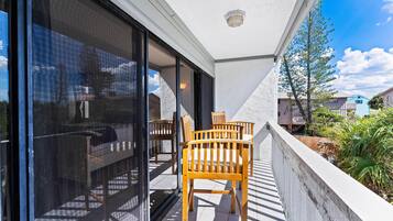 Condo, Multiple Beds (Just Beachy - Unit 5) | Property grounds