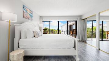 Condo, nhiều giường (Just Beachy - Unit 5) | Bàn ủi/dụng cụ ủi quần áo, truy cập Internet không dây miễn phí