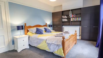 3 Schlafzimmer, individuell dekoriert, individuell eingerichtet
