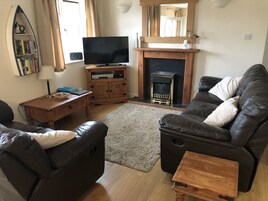 Cottage | Living area