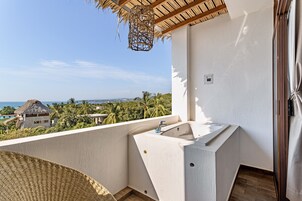 Caja de seguridad en la habitación, wifi gratis y ropa de cama 