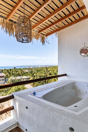 In-room safe, free WiFi, bed sheets - PUNTA KAI  (Puerto Escondido)