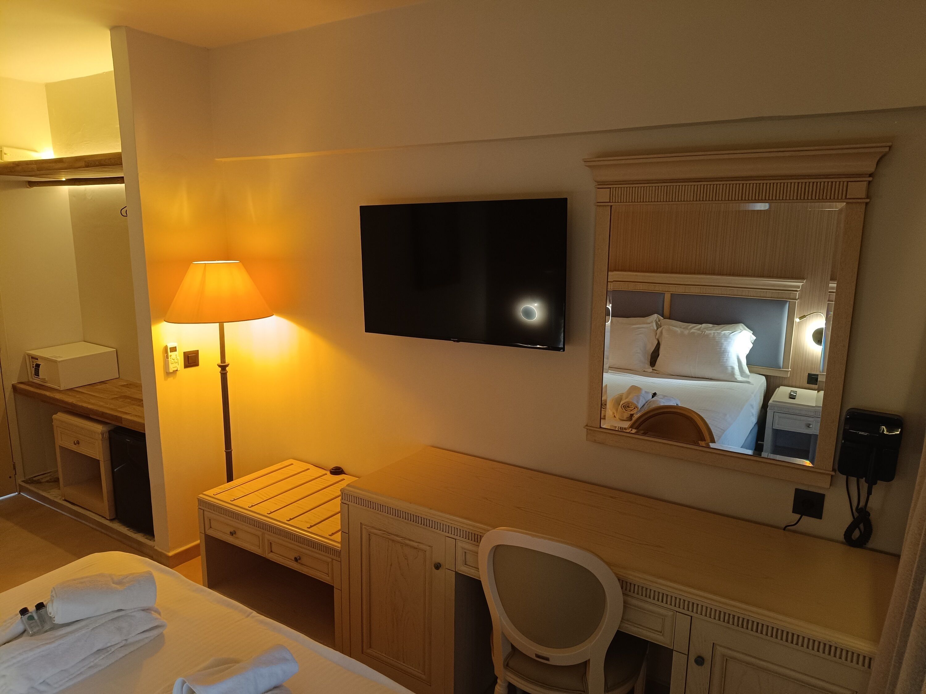 Double Room | Soundproofing, free WiFi, bed sheets