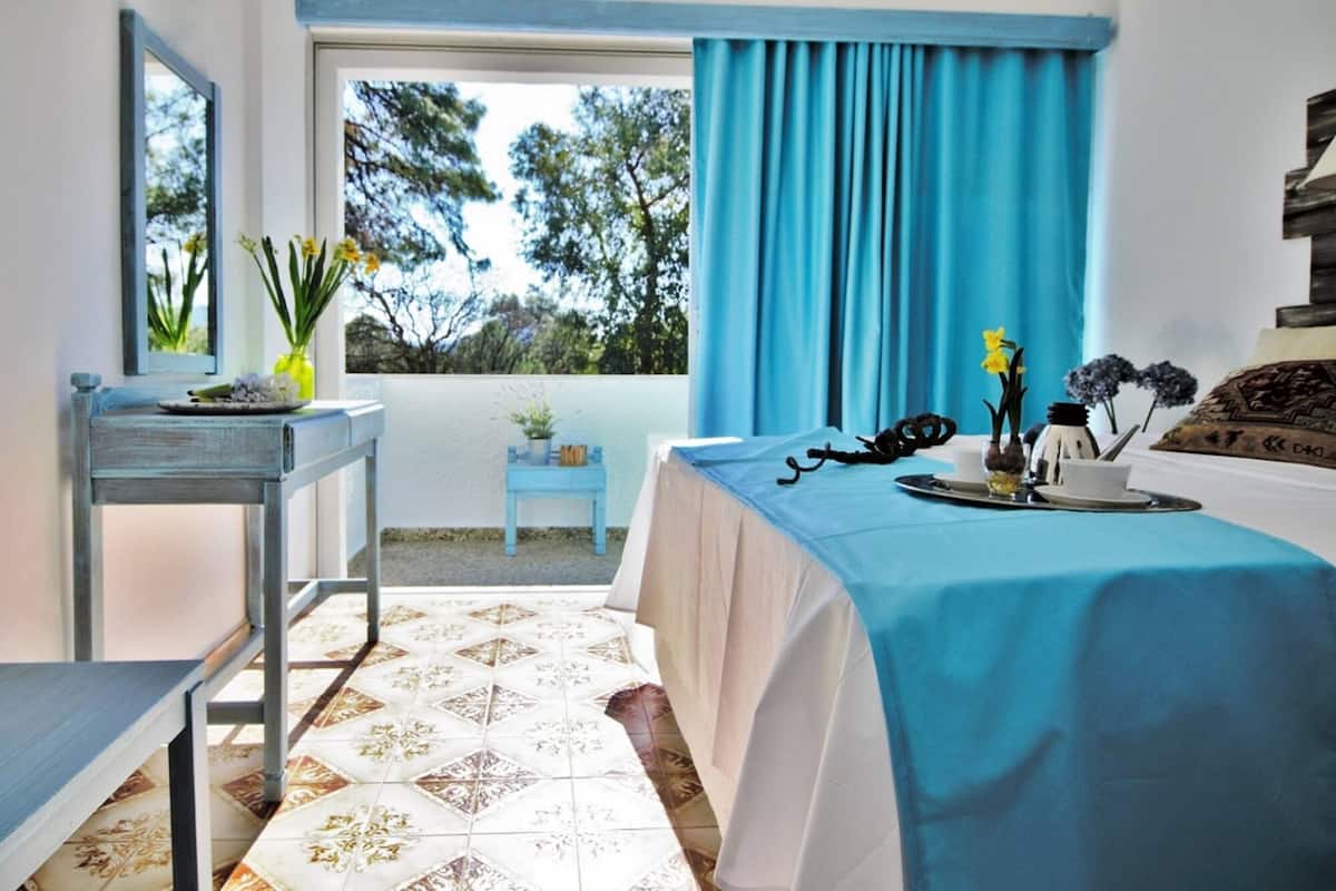 Chambre Design | Chambres insonorisées, Wi-Fi gratuit, draps fournis