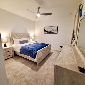 2 bedrooms, desk, iron/ironing board, free WiFi