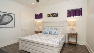 3 chambres, fer et planche Ă repasser, Wi-Fi, draps fournis