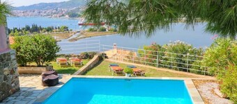 Skiathos Seaview Villa with Pool
