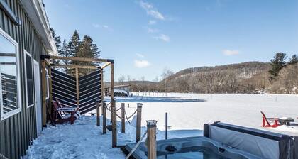 Creekside Ranch 9 Miles to Ellicottville w/Hot Tub