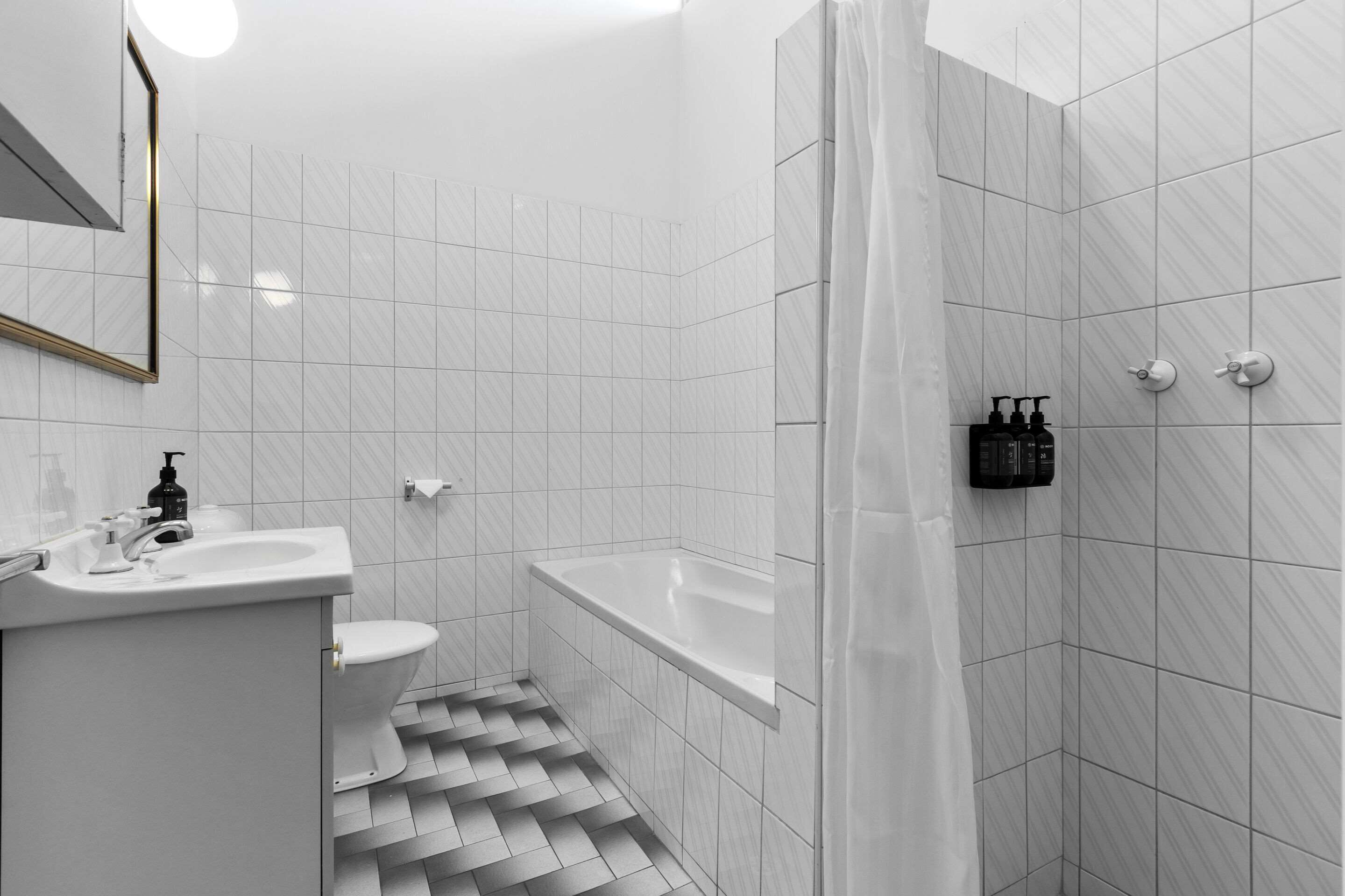 Standard Room, Non Smoking (1 Queen, 1 Full & 1 Twin Bed) | Free WiFi, bed sheets