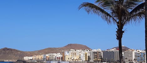Vlak bij het strand