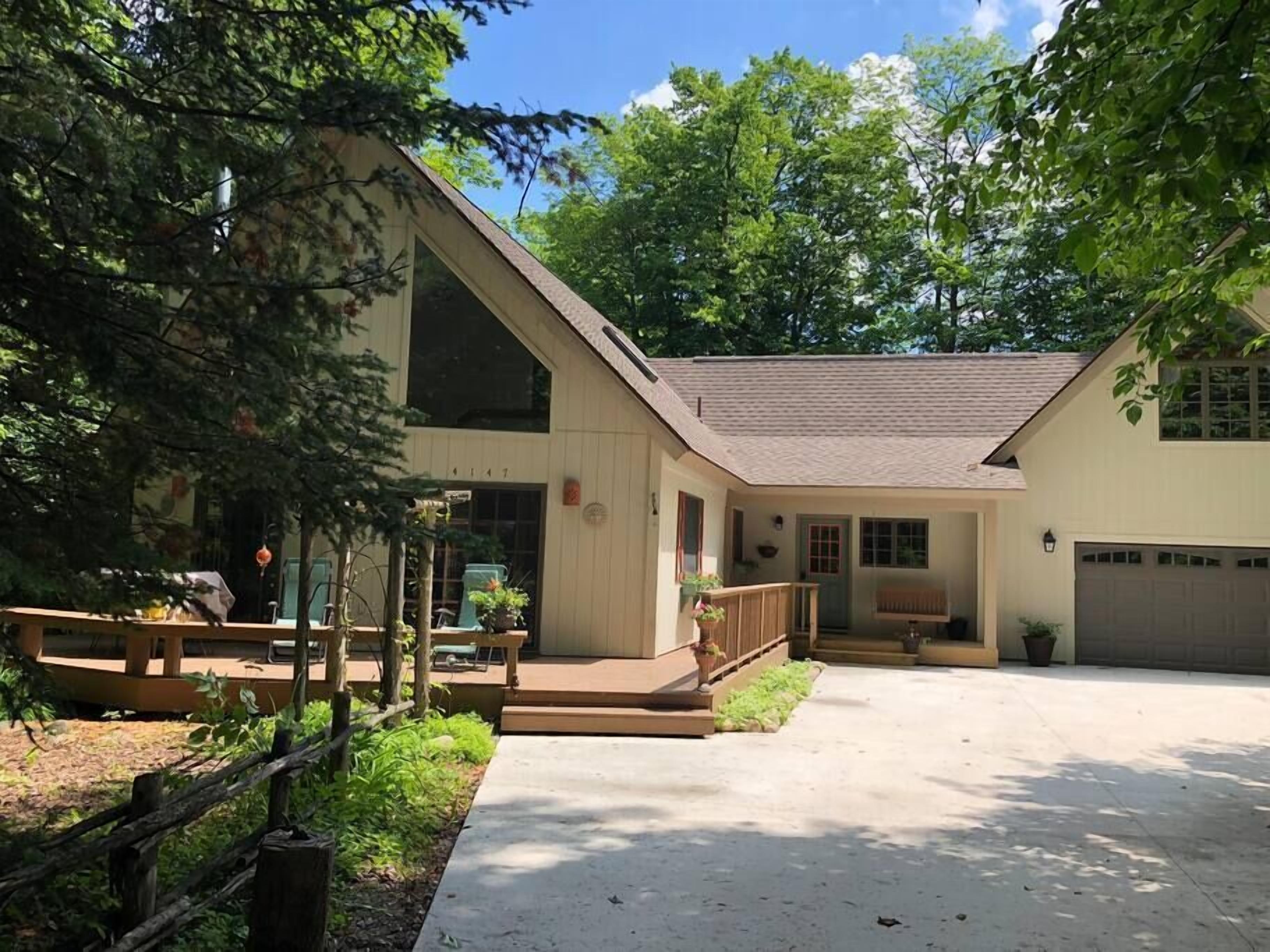 Quiet 2BR Country Retreat Near Leland