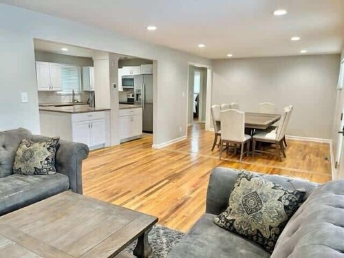 Cree Home: Family-friendly, Mountain Views & More