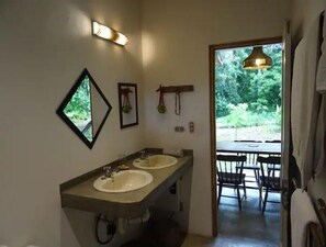 Interior - New, El Chic Shack, Rustic yet Comfy walk to Negra (Playa Negra)