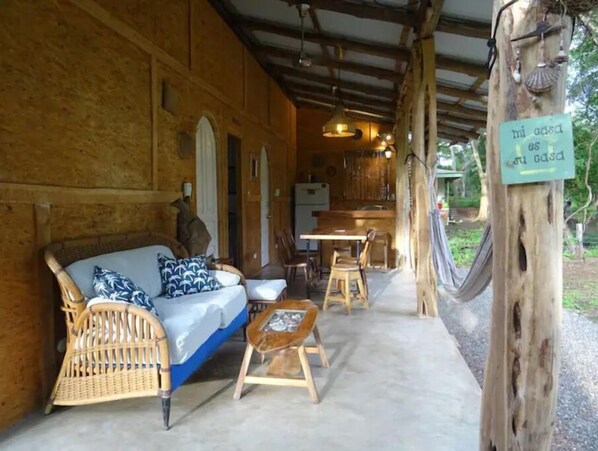 Outdoor dining - New, El Chic Shack, Rustic yet Comfy walk to Negra (Playa Negra)