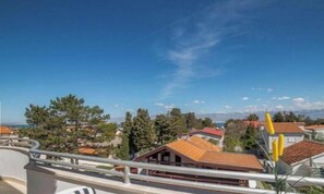 Property grounds - Apartments Anamarija - One Bedroom Apartment with Balcony - 5 (Privlaka)