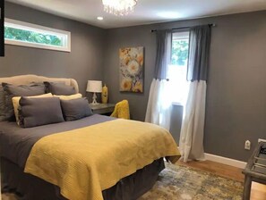 3 bedrooms, internet, bed sheets