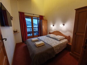 5 間睡房、Wi-Fi、床單