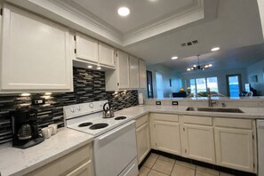 Fridge, microwave, oven, stovetop