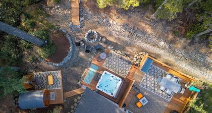 Hideaway Retreat | Hot Tub, Sauna & Game Room