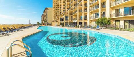 Indoor pool, outdoor pool
