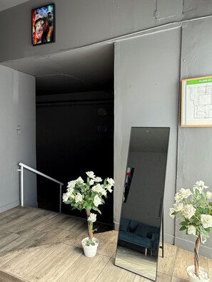 Living area - Rio Hostel (Madrid)