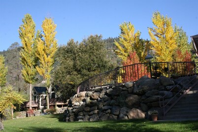 Strawhouse Resorts on the Beautiful Trinity River