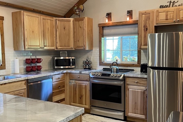 Refrigerador, microondas, horno, placa de cocina