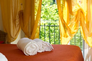 Exclusive-Apartment | 3 Schlafzimmer, hochwertige Bettwaren, Verdunkelungsvorhänge