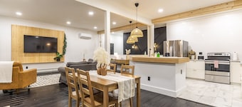 Cozy North Shore Getaway