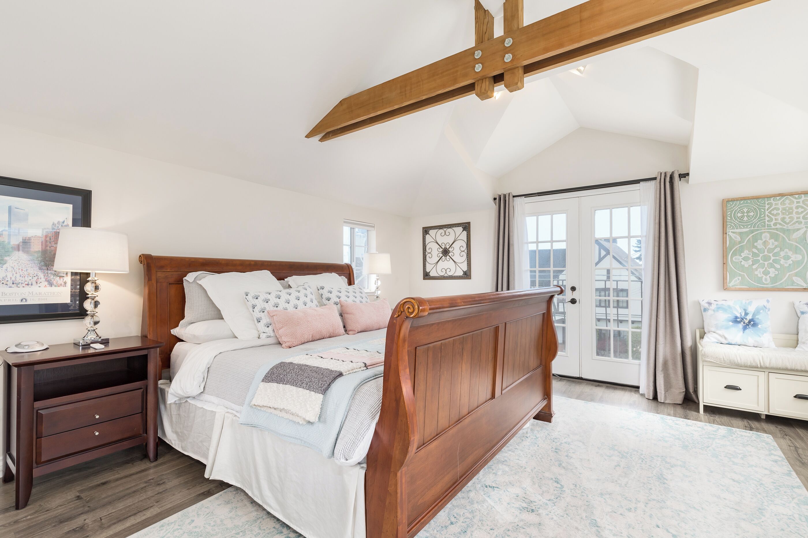 3 bedrooms, desk, iron/ironing board, free WiFi