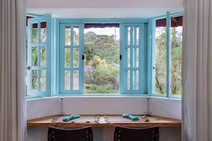 Premium Chalet | Laptop workspace, blackout drapes, free WiFi, bed sheets - Pousada Vila Suíça (Camanducaia)