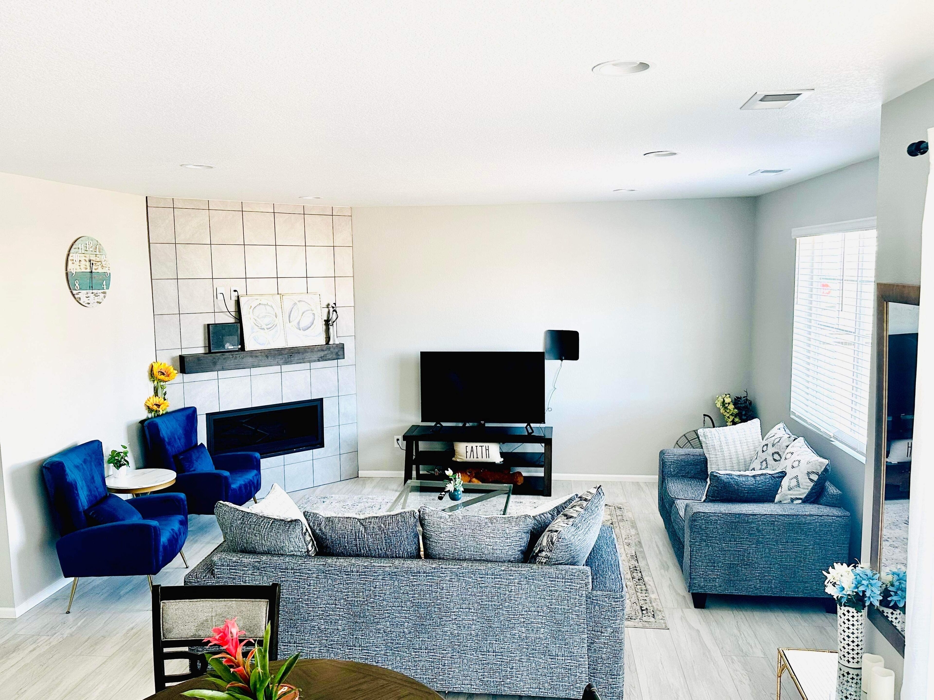 3 bed new built house near Denver International Airport (12 min away)