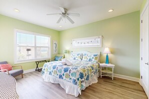 6 bedrooms, free internet, bed sheets