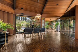 Luxury-Villa, Mehrere Betten, eigener Pool, Bergblick | Unterkunftsgelände