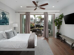 5 habitaciones, escritorio, tabla de planchar con plancha y wifi gratis 